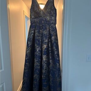 Carmen Marc Valvo Navy and Gold Dress